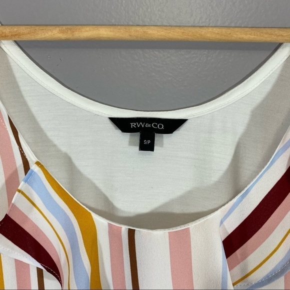 RW & CO | Womens Sleeveless Summer Striped Light Scoop Neck Tank​​ - Picture 6 of 7